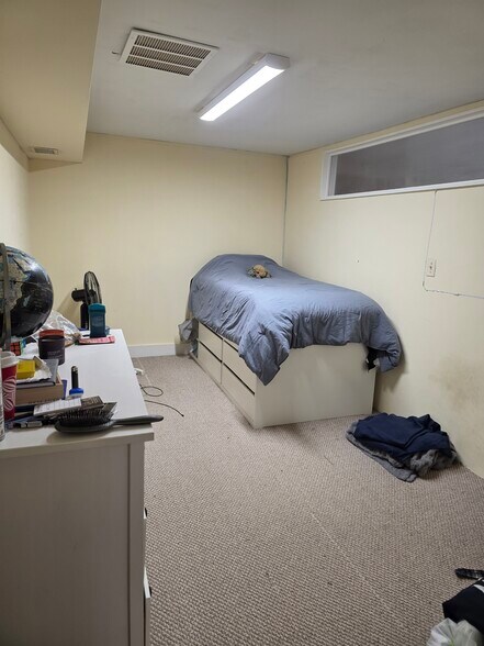 Building Photo - 2207 K St NW