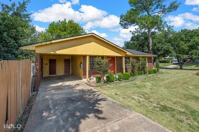 Building Photo - Check Out this 3 Bed 1.5 in Shreveport!