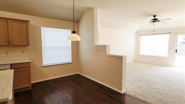Building Photo - 3003 Elderberry Dr