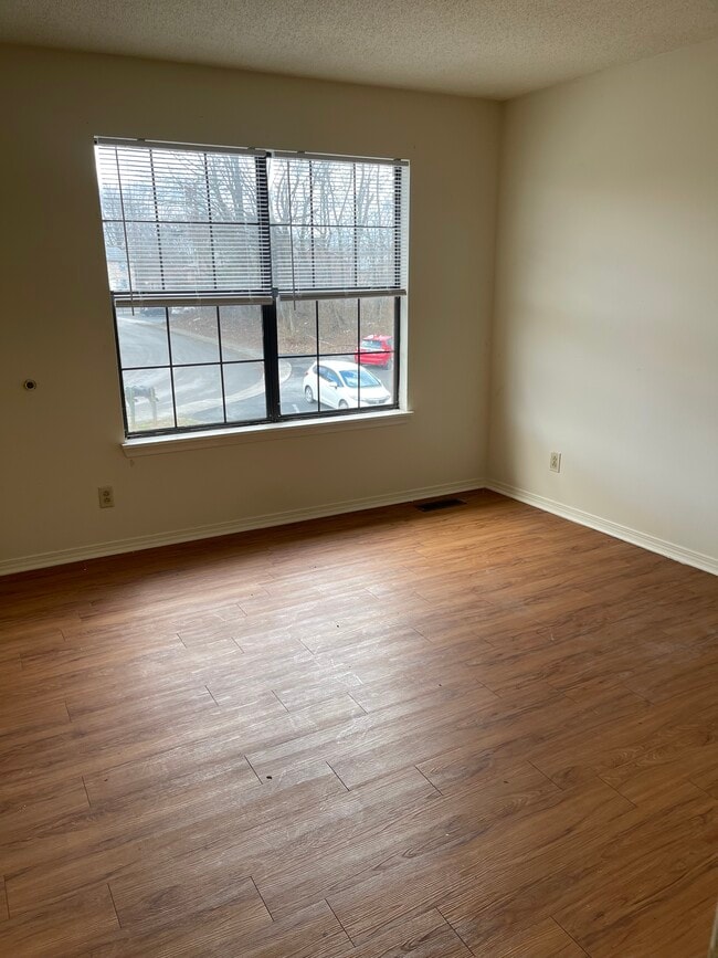 Building Photo - 1830 Stargazer Dr