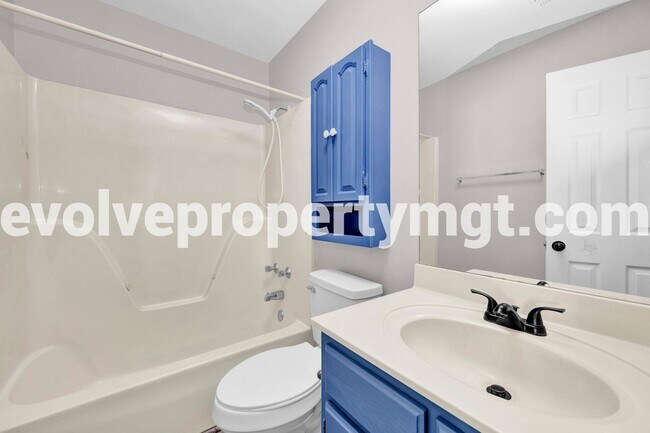 Building Photo - 6843 Maury Dr