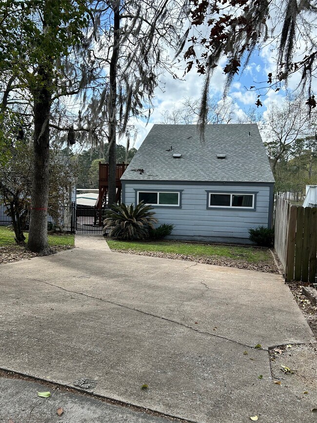 Building Photo - 30 Harbour Ln