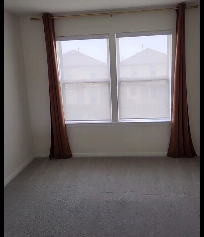 Building Photo - 16623 Live Oak Canyon Dr
