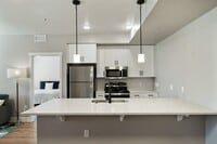Building Photo - Rosewood and Rosewood Premier