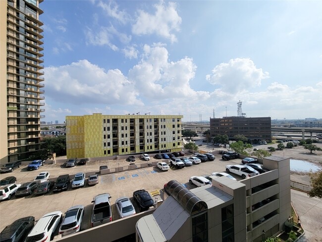 Building Photo - 3525 Sage Rd