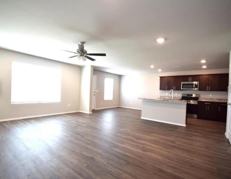 Building Photo - 2903 W McLaren Dr