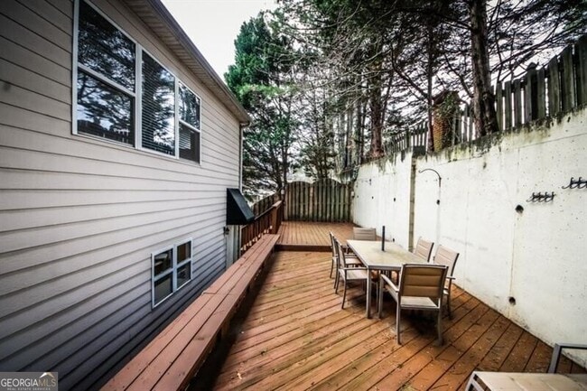 Building Photo - 1354 Brookhaven Village Cir NE