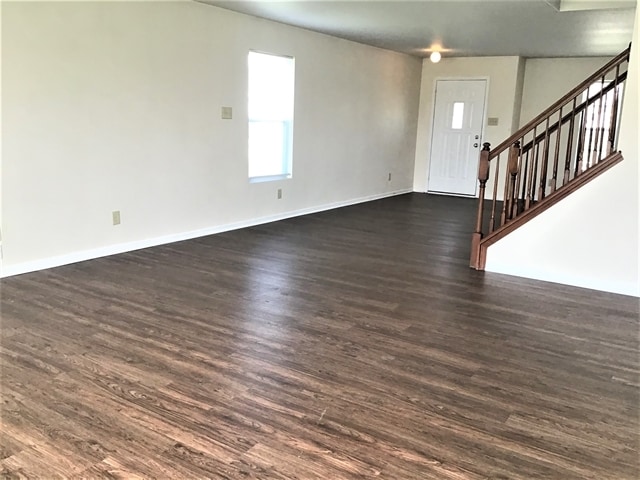 Building Photo - 467 Sedgewick Dr