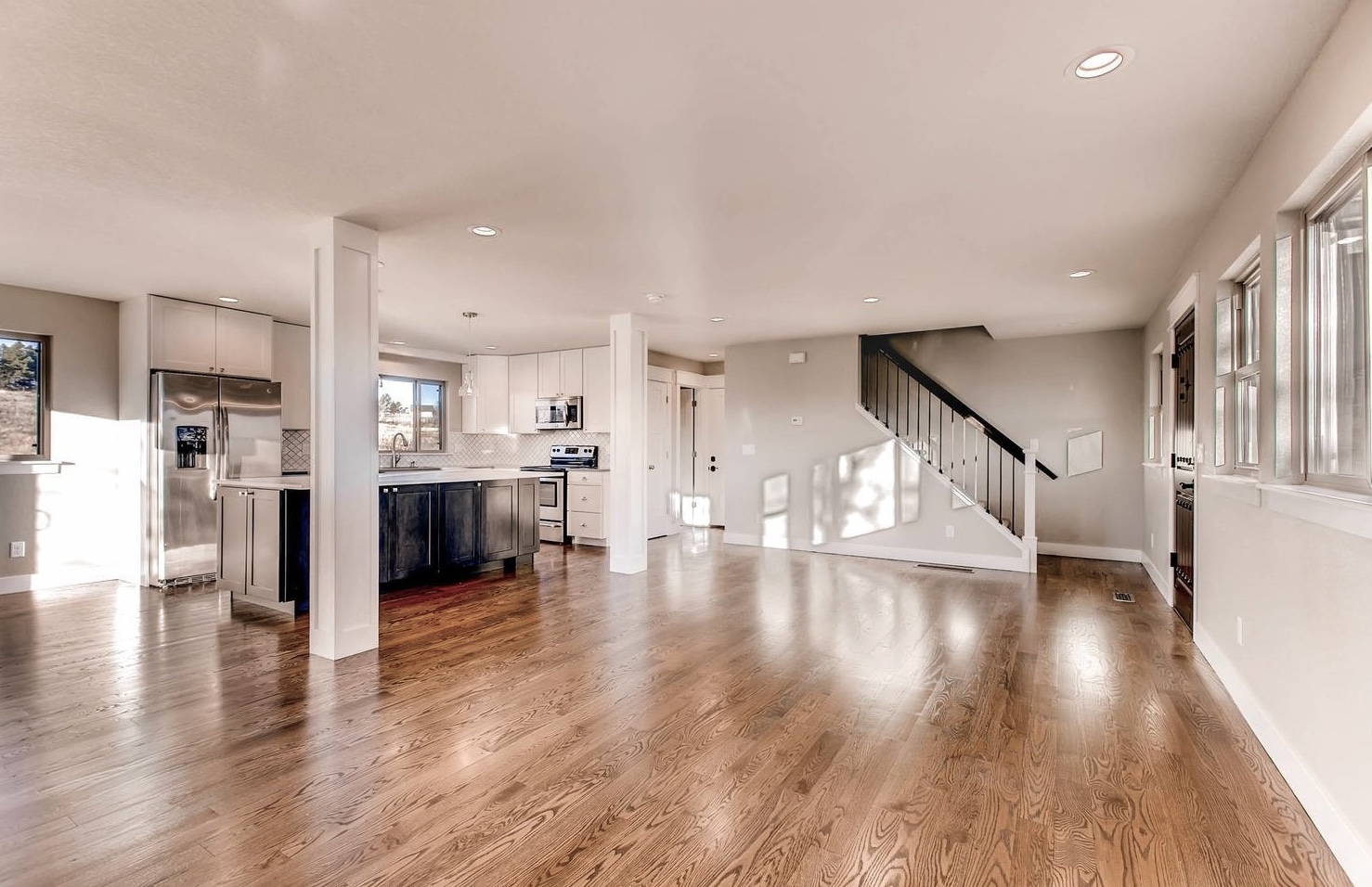 KITCHEN AND MAIN ROOM - 3508 Dogwood Ave