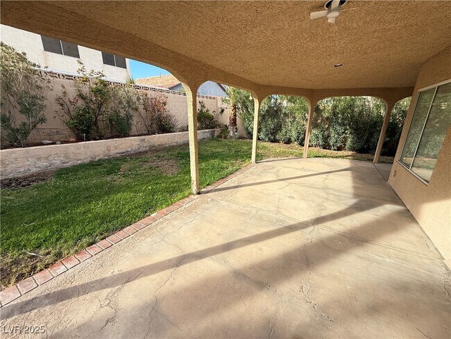 Building Photo - 3411 Classic Bay Ln