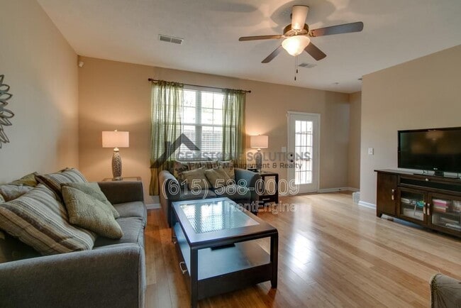 Building Photo - 921 Spence Enclave Ct