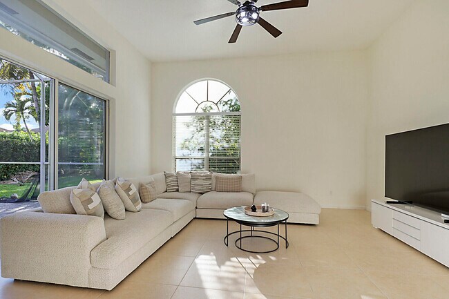 Building Photo - 21707 Marigot Dr