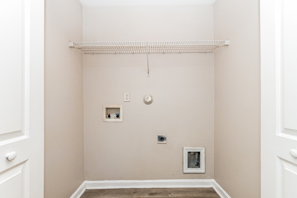 Building Photo - 6021 Herston Rd