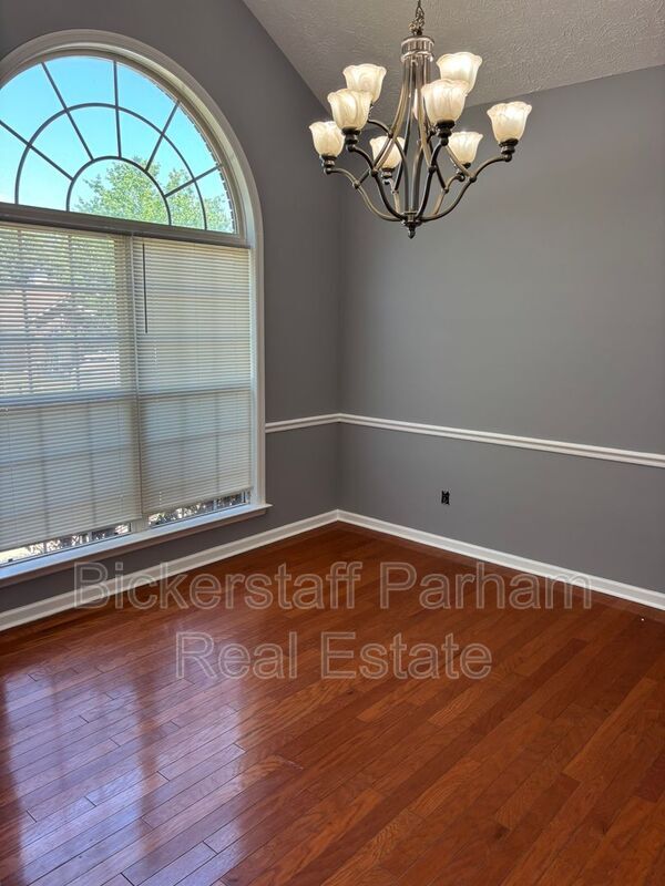 Building Photo - 1070 Watervalley Dr
