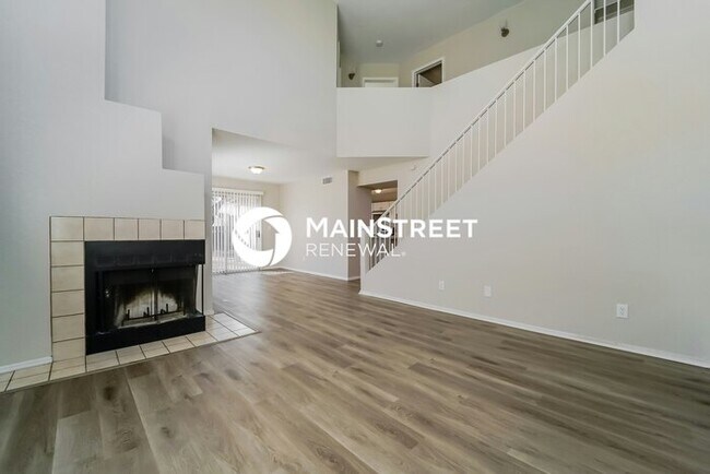 Building Photo - 3 Bedroom Pet-Friendly Home in Tucson, AZ with Main Street Renewal