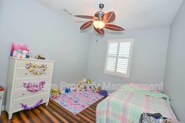 Building Photo - 3750 Golden Pond Dr