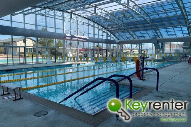 Building Photo - 1444 Eaglesfield Ln