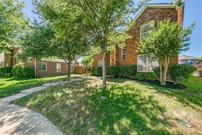 Building Photo - 9121 Portage Ln