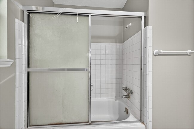 Building Photo - 9602 S Petersham Dr