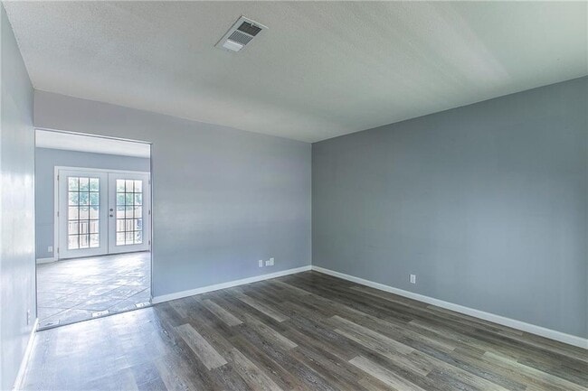 Building Photo - 1171 Angelina St