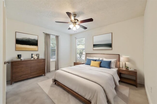 Building Photo - 5612 William Holland Ave