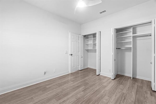 Building Photo - 6510 Via Regina