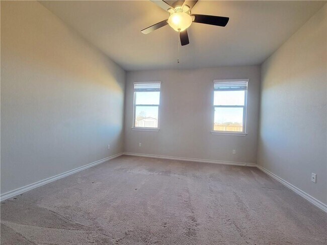 Building Photo - 3633 Soft Shore Ln
