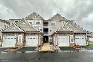 Building Photo - 3203 E Brookmyer Dr