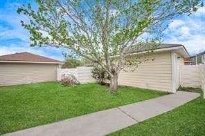Building Photo - 15963 S Alley Ct