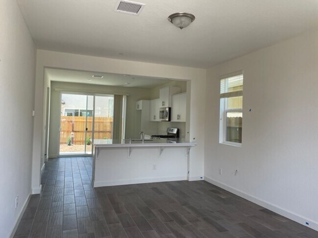 Building Photo - 2056 N Walling Ln