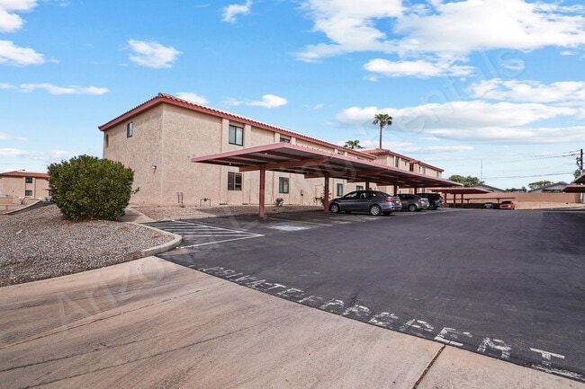 Building Photo - PRIME DOWNTOWN LOCATION!