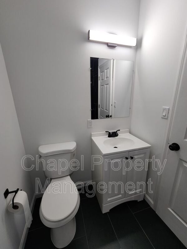 Building Photo - 5012 W Stiles St