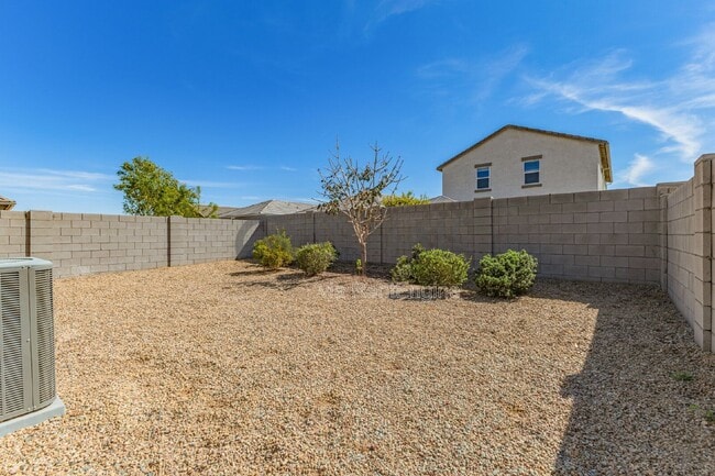 Building Photo - 35349 W San Alvarez Ave