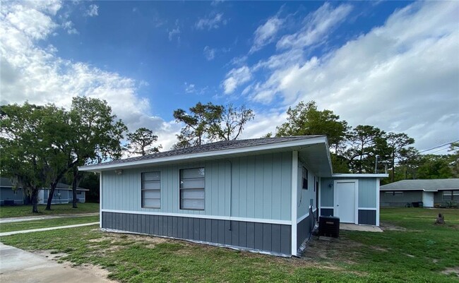 Building Photo - 7605 W Fern Pl