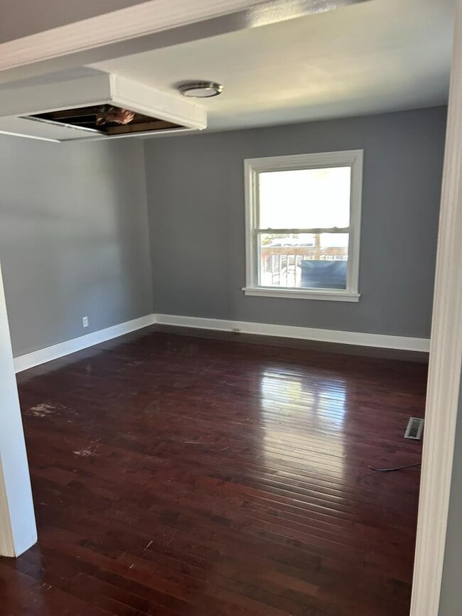 Building Photo - 24 Burdick Ave