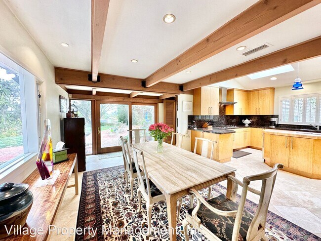 Building Photo - 3 br, 2.5 bath House - 4267 Sleeping India...