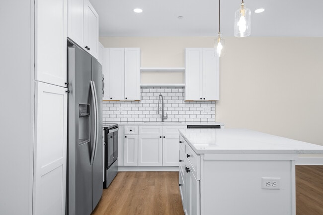 Building Photo - 1431 Spring Pointe Ln