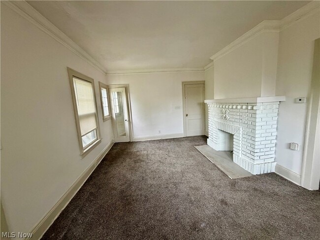 Building Photo - 3430 Beechwood Ave