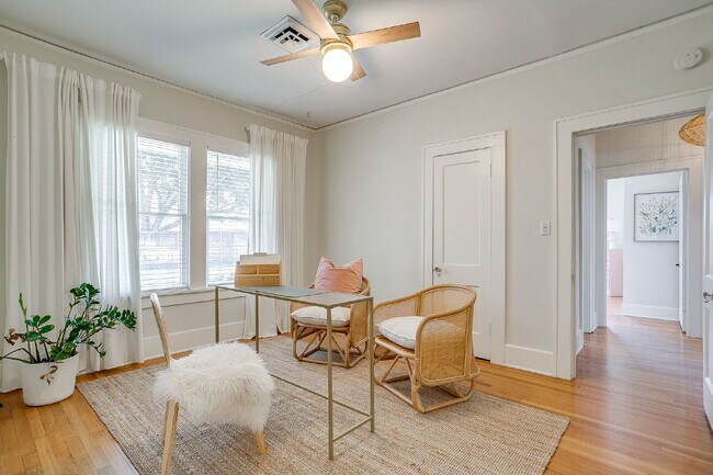 Building Photo - Beautifully Updated 3 Bedroom Home in the Heart of TCU