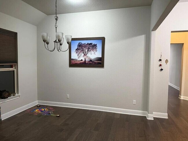 Building Photo - 2637 Enza Dr