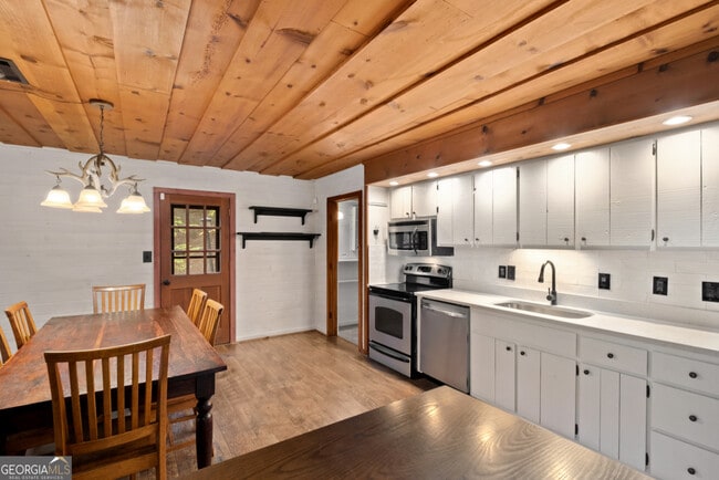 Building Photo - 270 Buckskull Hollow Dr
