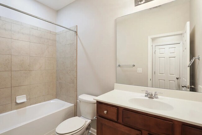 Building Photo - 5113 Kempsford Ct