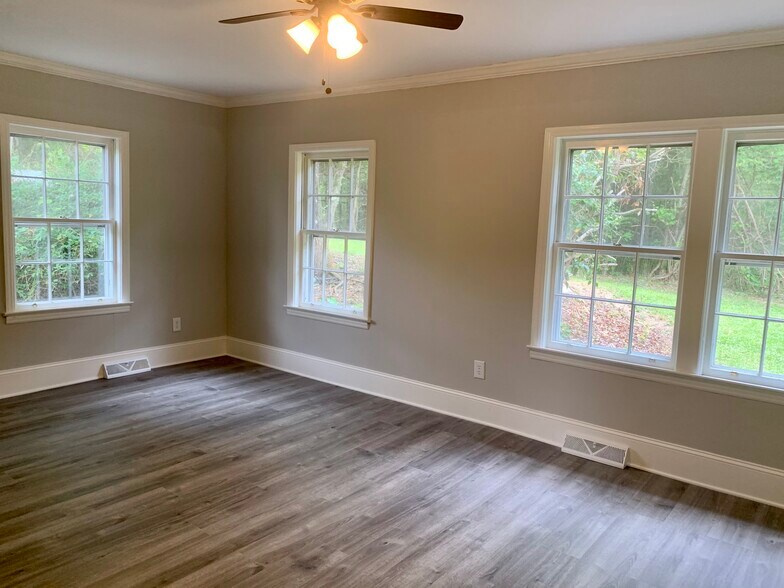 Primary Bedroom - 250 Bailey Mill Rd