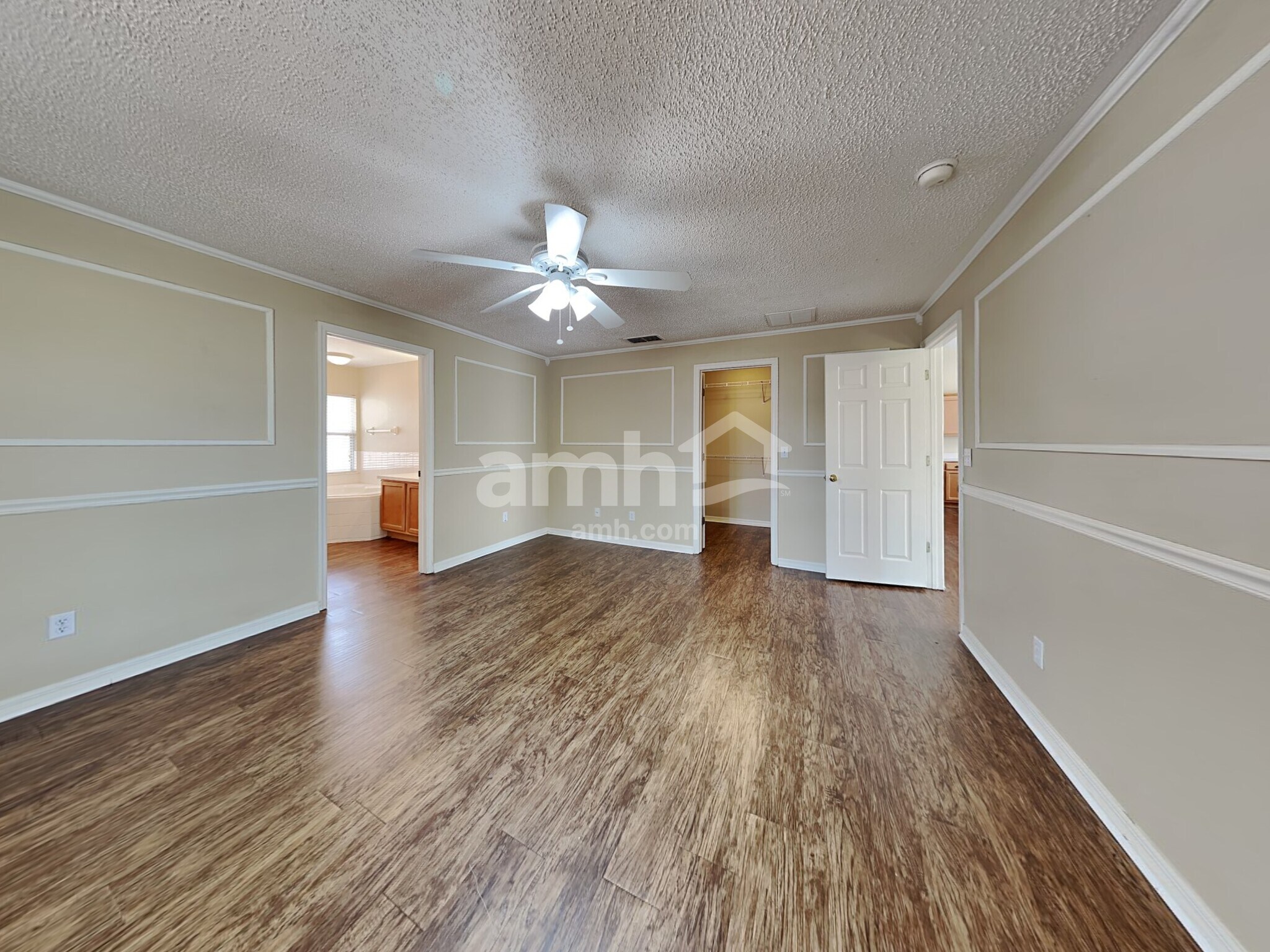 Building Photo - 4012 Waltham Forest Dr