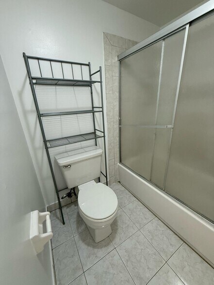 Building Photo - 9921 Bustleton Ave
