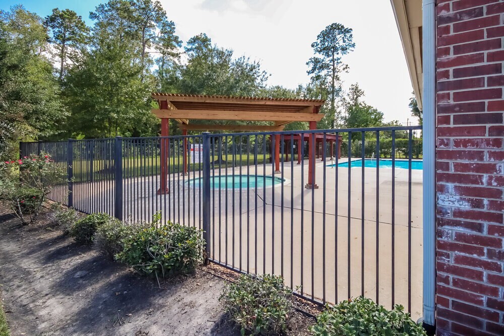 Building Photo - 4601 Clemwood Ln