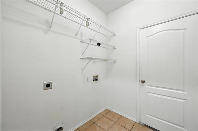 Building Photo - 9012 Heartwood Dr