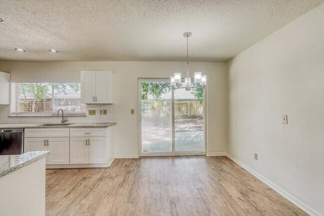 Building Photo - 22614 Powell House Ln