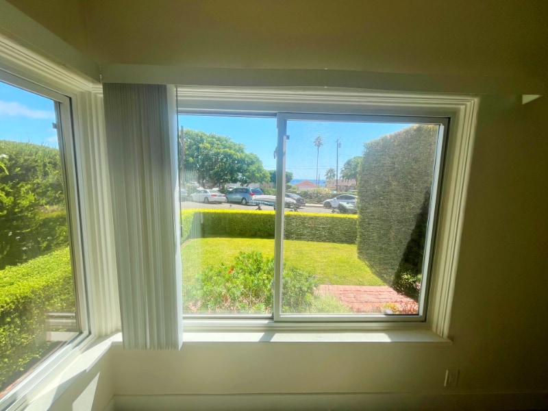 Building Photo - 244 Cliff Dr