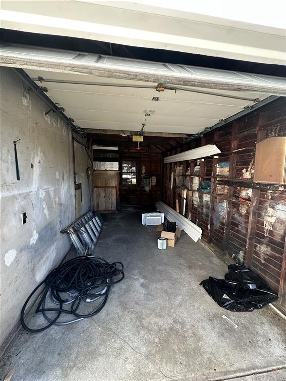 Building Photo - 70 Community Dr